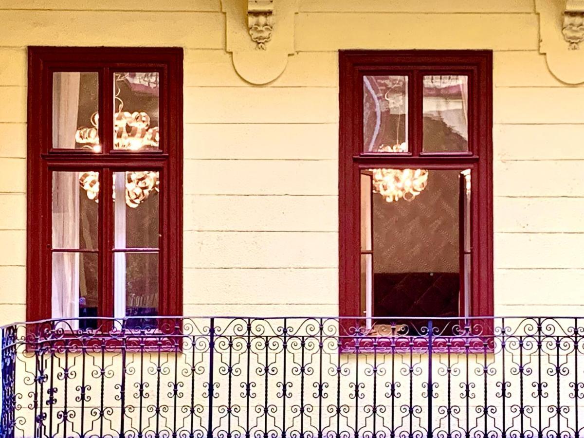 Ferienwohnung Free Garage Parking, Ac And Bikes In The Downtown Budapest Exterior foto